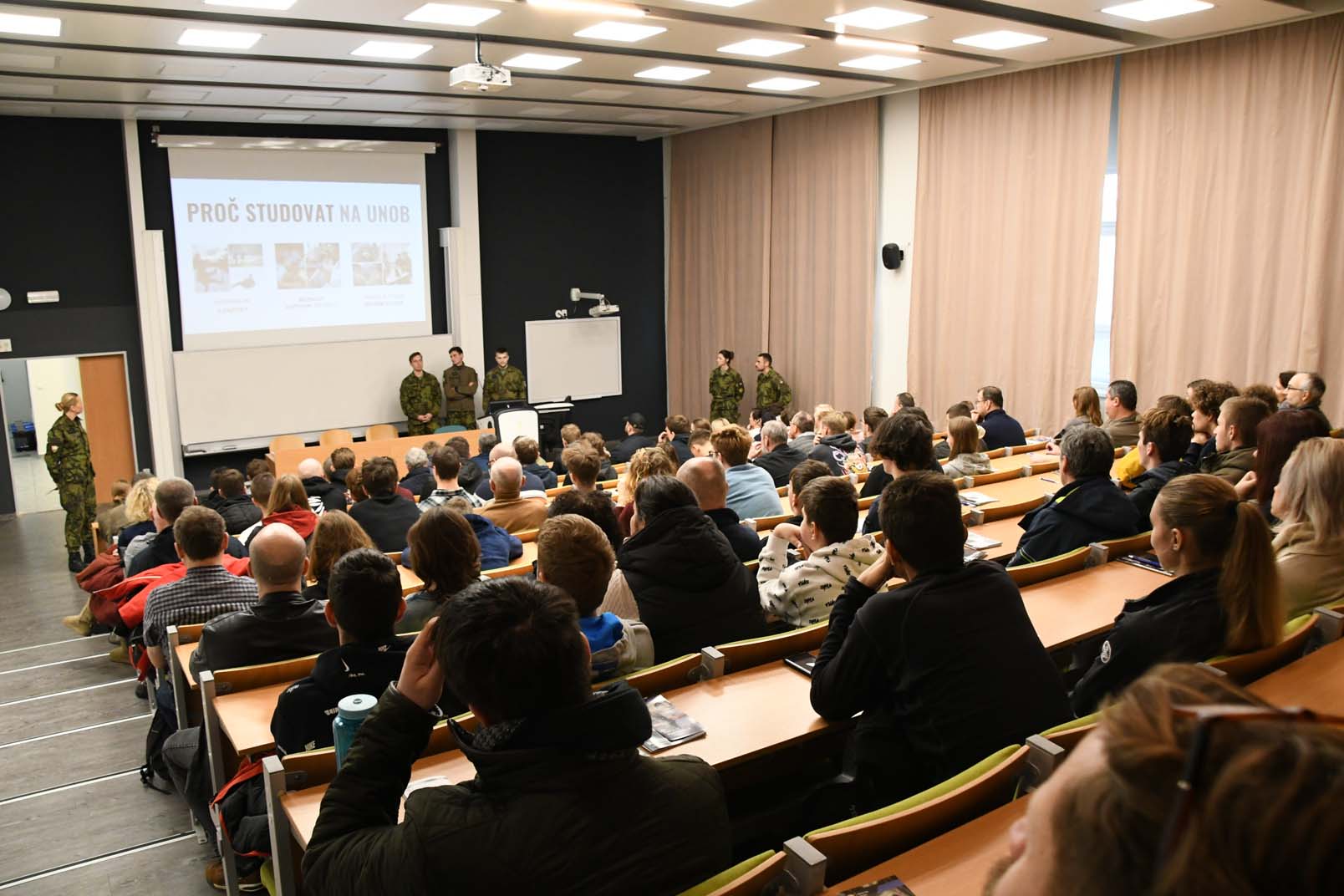 Fakulta vojenských technologií hlásí rekordní počet zájemců o studium