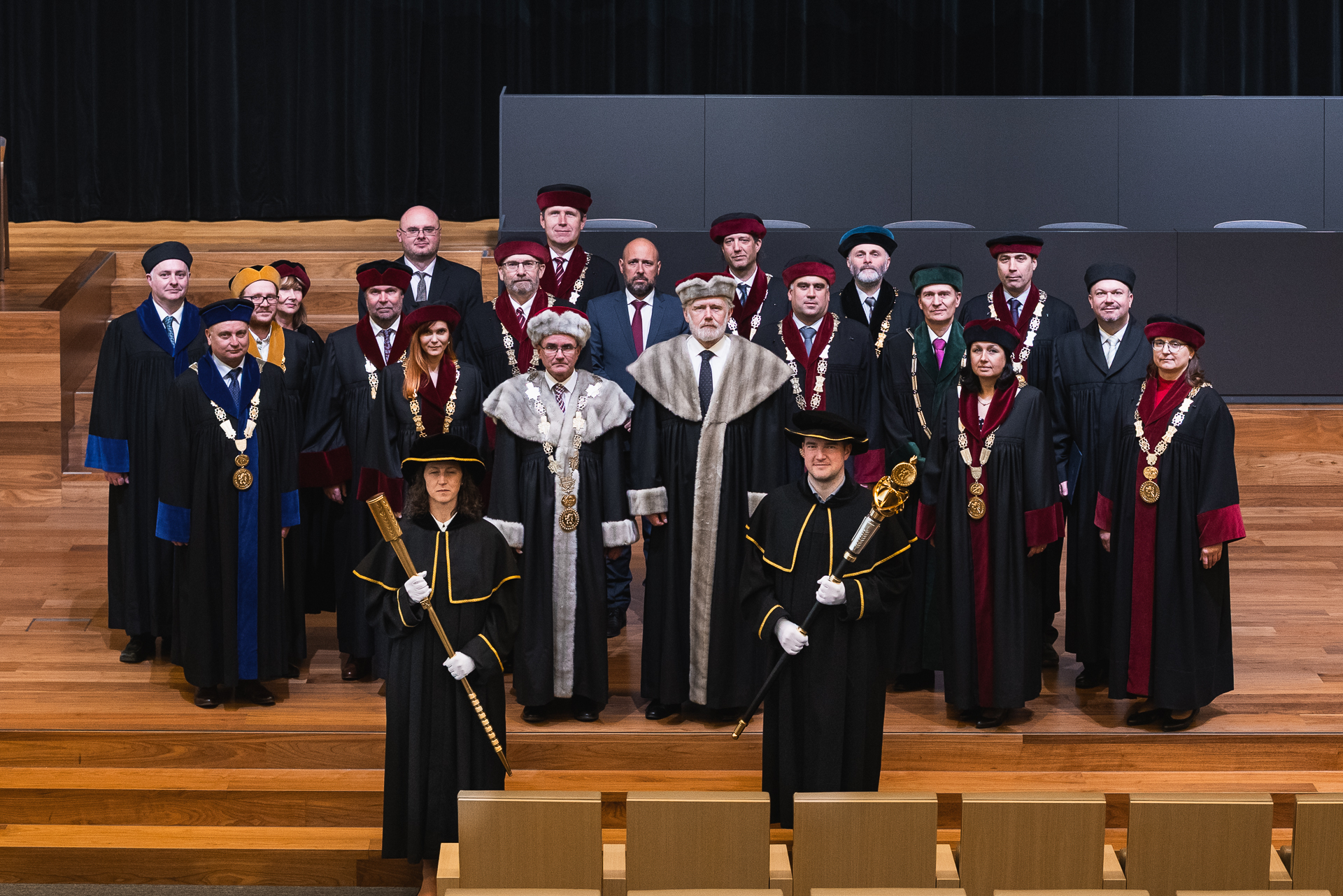 Zástupci spojovacího vojska se zúčastnili uvedeni profesora Michala Lošťáka do funkce rektora ČZU