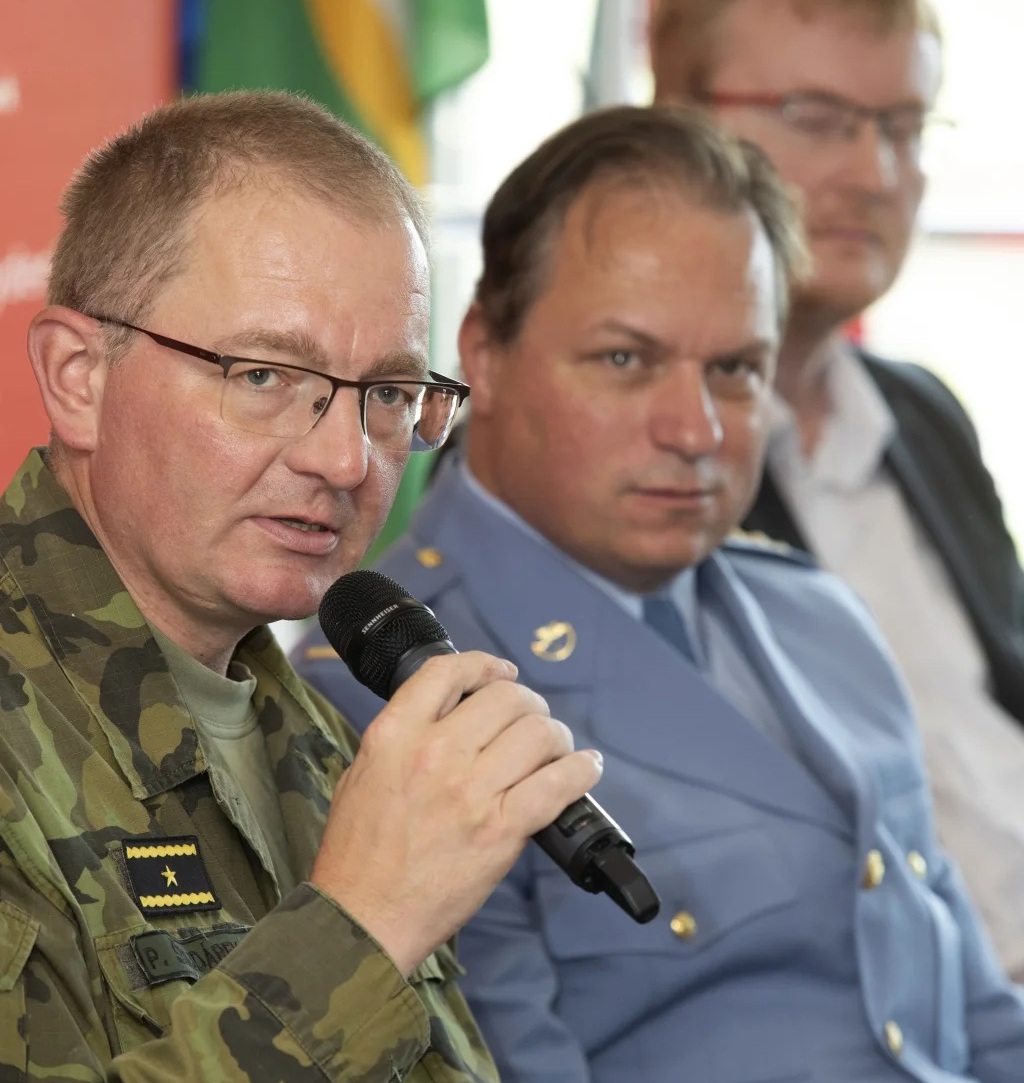 Kvantová budoucnost se rozhoduje už dnes. Co na ni chystá česká armáda?