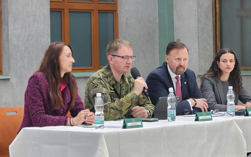 Tisková konference k IDET 2025: Armáda propojuje budoucnost – spojovací vojsko hraje klíčovou roli