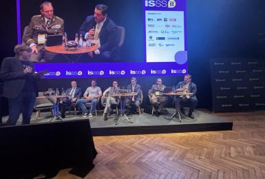 Generál Petr Šnajdárek na konferenci ISSS: Umělá inteligence jako společné téma státní správy i soukromého sektoru
