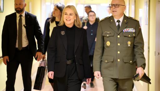 Ministryně obrany navštívila Vojenskou nemocnici v Brně