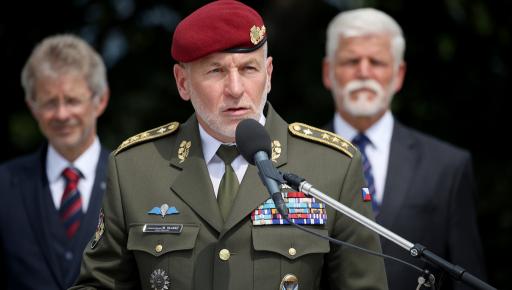 Generálporučík Miroslav Hlaváč v čele armády v době zásadních změn