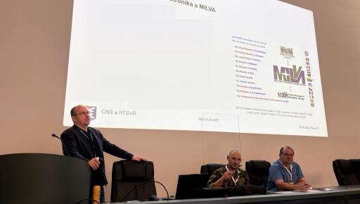 Od jednotlivých technologií k jednomu systému. AČR a státní podniky staví digitální bojiště